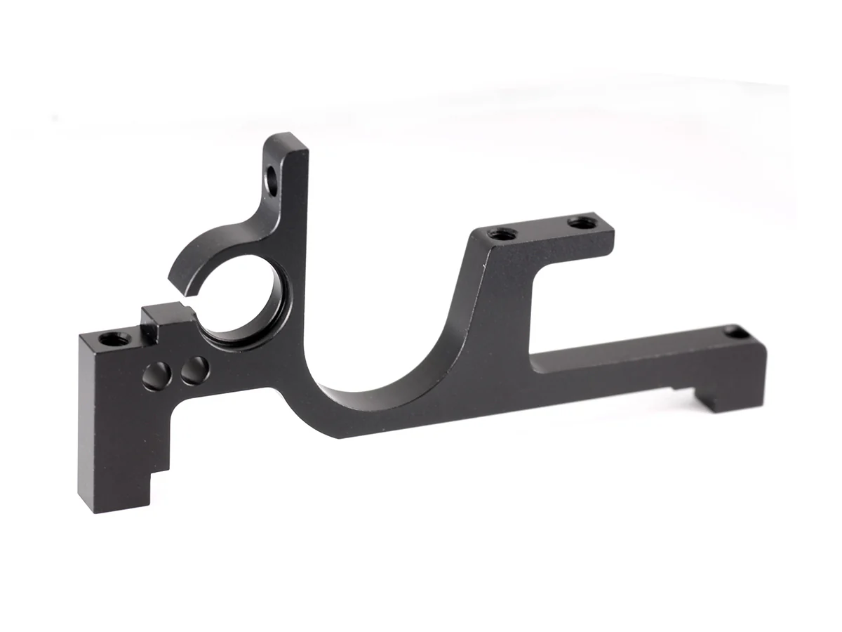 G056 - FRONT LOWER BULK